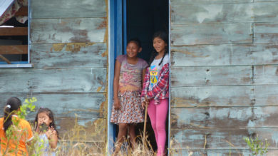 Amerindian children and youths in Nappi Settlement